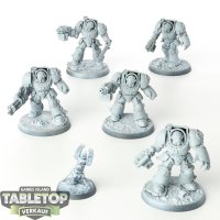 Space Marines - 5 x Terminator Squad - grundiert