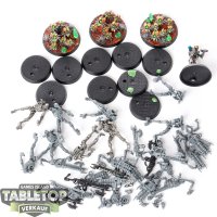 Necrons - 10x Necron Warriors - teilweise gebaut