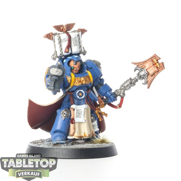 Ultramarines - Librarian in Terminator Armour - bemalt