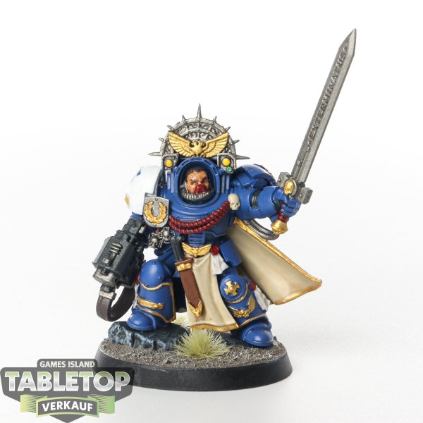 Ultramarines - Captain in Terminator Armour klassisch - bemalt