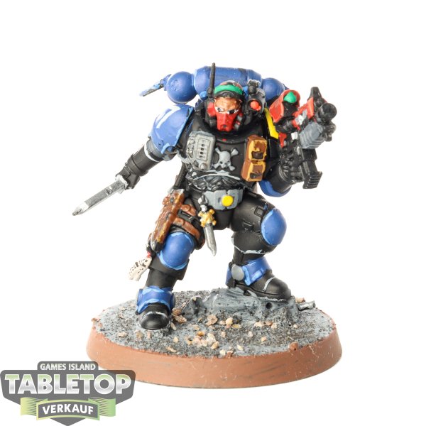 Space Marines - Primaris Lieutenant - bemalt