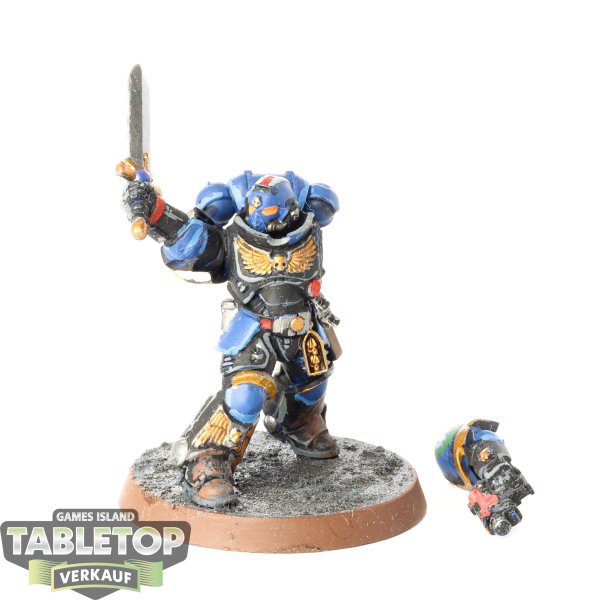 Space Marines - Primaris Lieutenant klassisch - bemalt