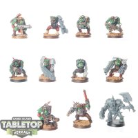 Orks - 11 x Ork Boyz - teilweise bemalt