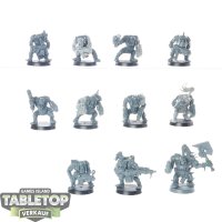 Orks - 11 x Ork Boyz - unbemalt