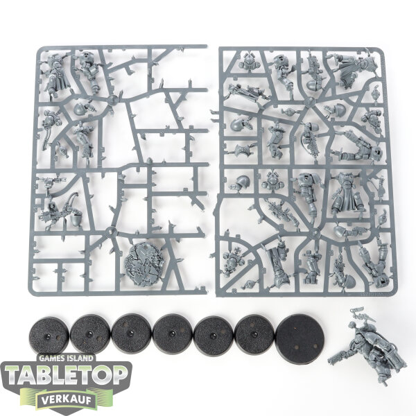 Space Marines - 6x Heroes of the Chapter - teilweise gebaut