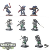 Ultramarines - 8 x Assault Intercessors - teilweise bemalt