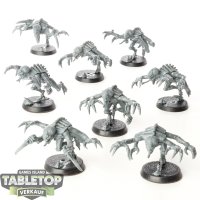 Tyraniden - 8 x Genestealers klassisch - unbemalt