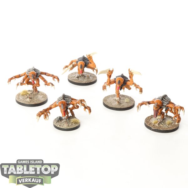 Tyraniden - 5 x Genestealers klassisch - bemalt