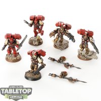 Space Marines - 5x Vanguard Veteran Squad - bemalt