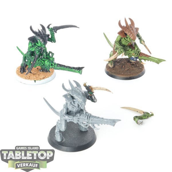 Tyraniden - 3 x Tyranid Warriors - teilweise bemalt