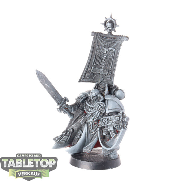 Space Marines - Captain klassisch - grundiert