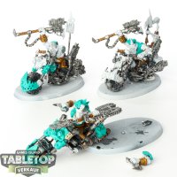 Orks - 3x Nobz on Warbikes - teilweise bemalt