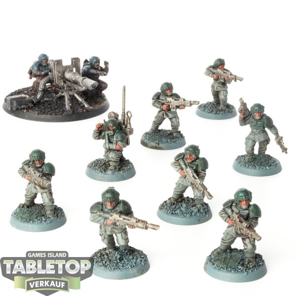 Astra Militarum - 10 x Cadian Shock Troops klassisch - teilweise bemalt