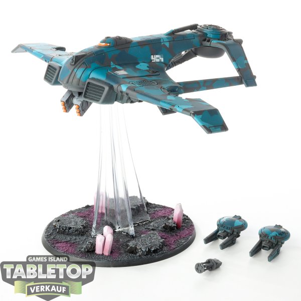 Tau Empire - AX3 Razorshark Strike Fighter - bemalt