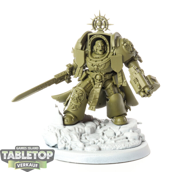 Space Marines - Captain in Terminator Armour - teilweise bemalt