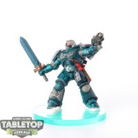 Space Marines - Primaris Lieutenant with Power Sword...