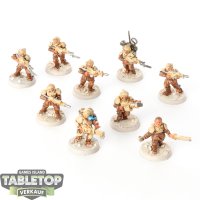 Astra Militarum - 9 Cadian Shock Troops klassisch - bemalt