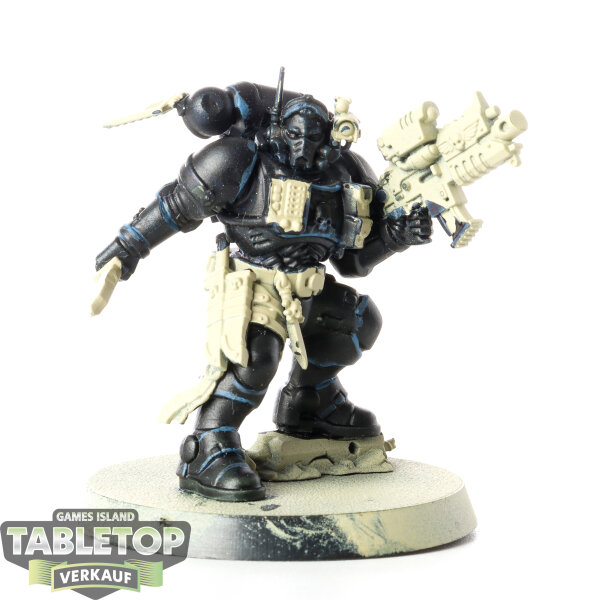 Space Marines - Primaris Lieutenant - teilweise bemalt