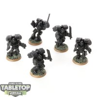 Space Marines - 5x Assault Marines (Classic) - grundiert