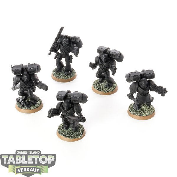 Space Marines - 5x Assault Marines (Classic) - grundiert