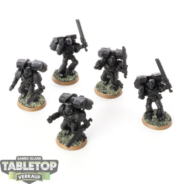 Space Marines - 5x Assault Marines (Classic) - grundiert