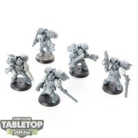 Space Marines - 5x Assault Marines (Classic) - unbemalt