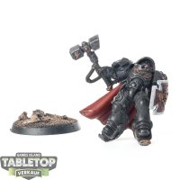 Space Marines - Captain with Jump Pack Eigenbau - bemalt