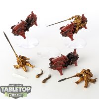 Adeptus Custodes - 3 Vertus Praetors - teilweise bemalt