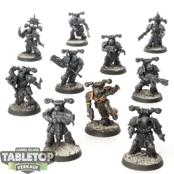 Chaos Space Marines - 10 x Chaos Space Marines - teilweise bemalt