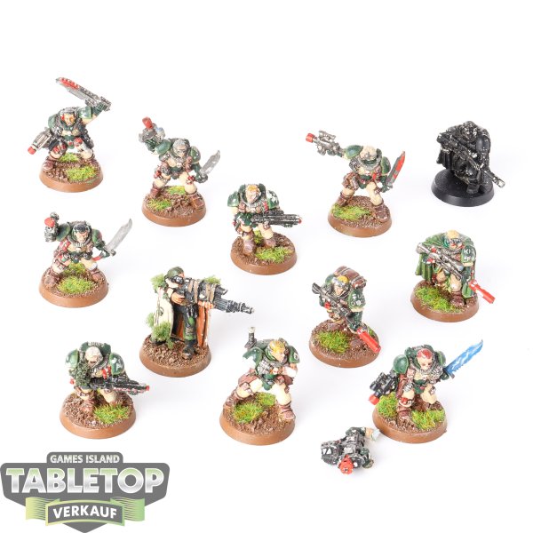 Space Marines - 12 Tactical Scouts klassisch - teilweise bemalt