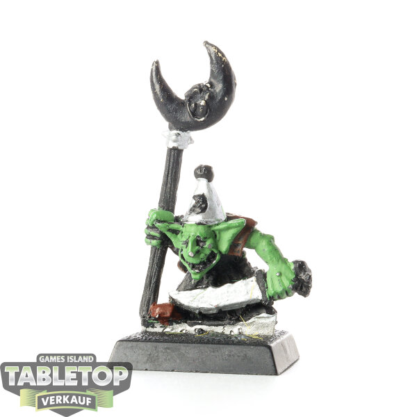 Orc & Goblin Tribes - Night Goblin Banner Bearer klassisch - teilweise bemalt