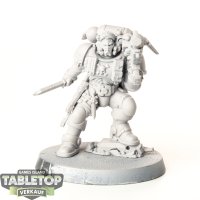 Space Marines - Primaris Lieutenant - grundiert