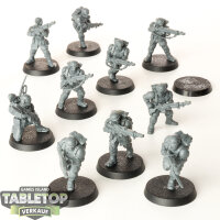 Astra Militarum - 10 x Cadian Shock Troops - unbemalt