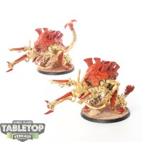 Tyraniden - 2 x Carnifex Brood - bemalt