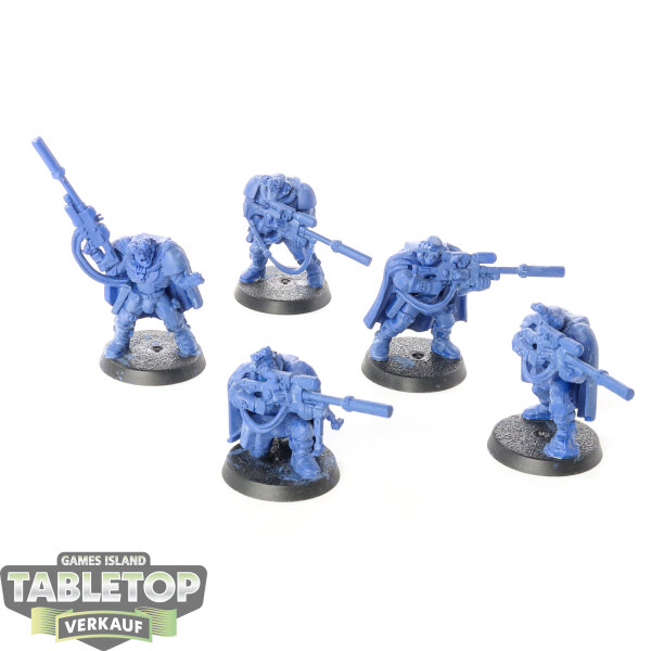 Space Marines - 5x Scouts klassisch - unbemalt