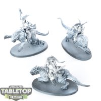 Stormcast Eternals - 3 x Evocators on Celestial...