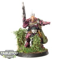 Space Marines - Captain in Phobos Armour - bemalt