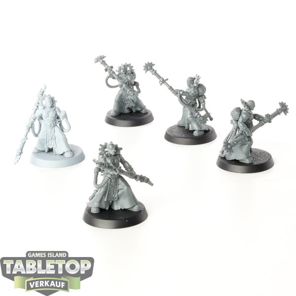 Adeptus Mechanicus - 5x Fulgurite Electro-Priests - teilweise bemalt