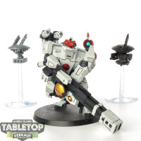 Tau Empire - XV88 Broadside Battlesuit - bemalt