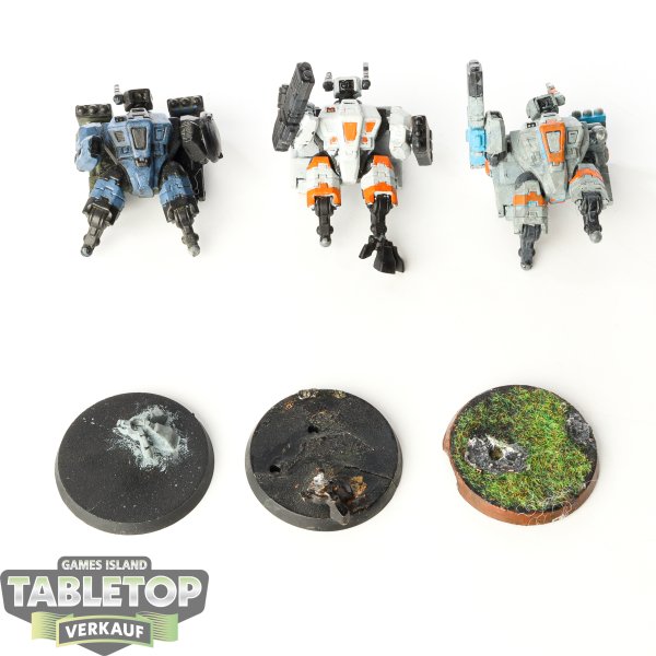 Tau Empire - 3x XV8 Crisis Battlesuit Team klassisch - teilweise bemalt