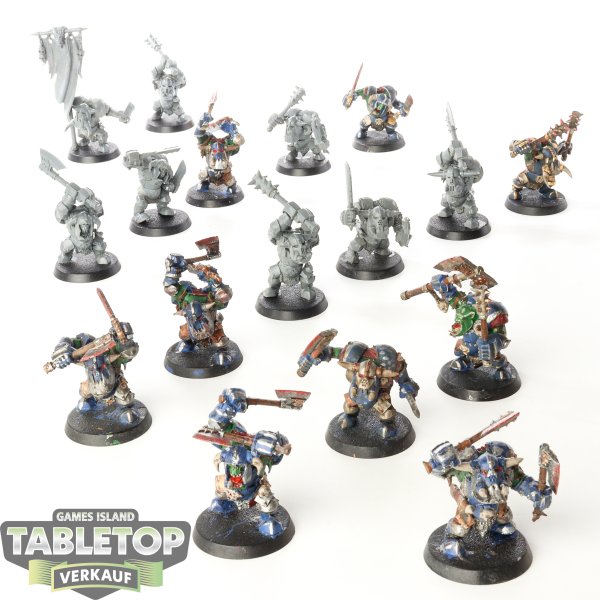 Orruk Warclans - 17x Black Orc Mob - teilweise bemalt