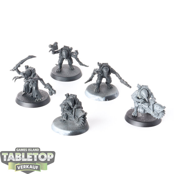 Genestealer Cults - 5 x Acolyte Hybrids - teilweise bemalt