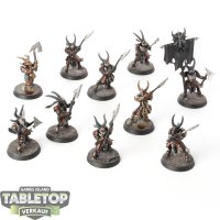 Beasts of Chaos - 10x Bestigors - teilweise bemalt