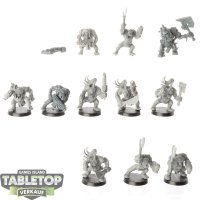 Orks - 11 x Ork Boyz - unbemalt