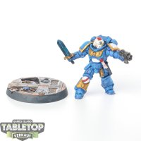 Space Marines - Primaris Lieutenant  - bemalt