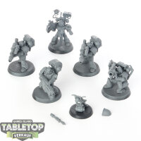 Space Marines - 5x Devastator Squad - grundiert