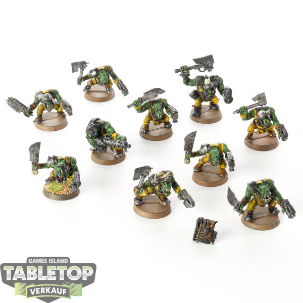 Orks - 10 x Ork Boyz - bemalt