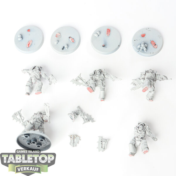 Horus Heresy - 5 x World Eaters Legion Red Butchers - grundiert