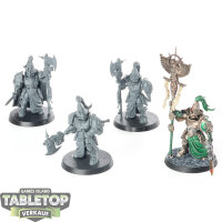 Adeptus Custodes - 4 x Custodian Wardens - teilweise bemalt