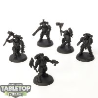 Space Marines - 5 x Primaris Reivers - grundiert